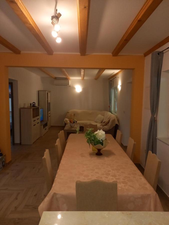 Apartment Loza-holiday Home,kuca Za Odmor